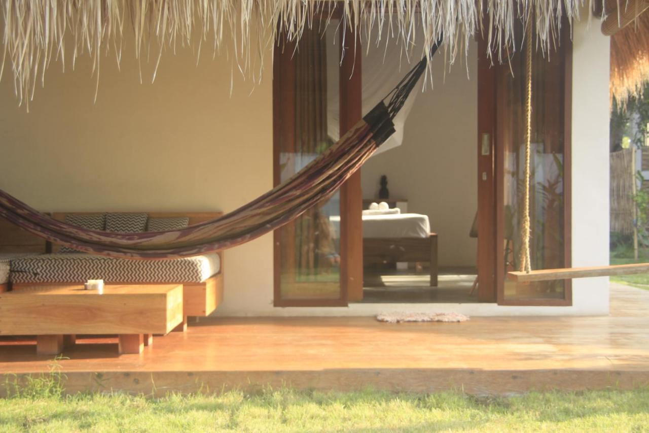 Nanas Homestay Bungalow Гили-Эйр Экстерьер фото